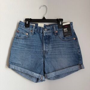 NWT Levi’s Denim Shorts
